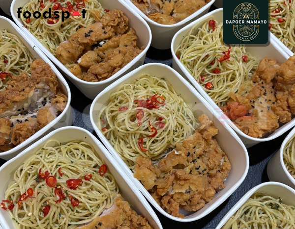 Hainan Fried Chicken and Pasta